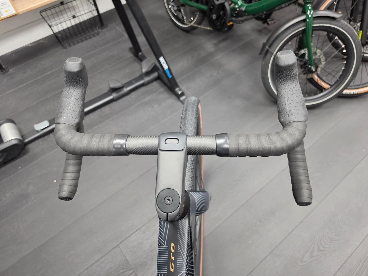 X-LAB GT8 Sram Rival Xplr 13 Sp Gravel Bike